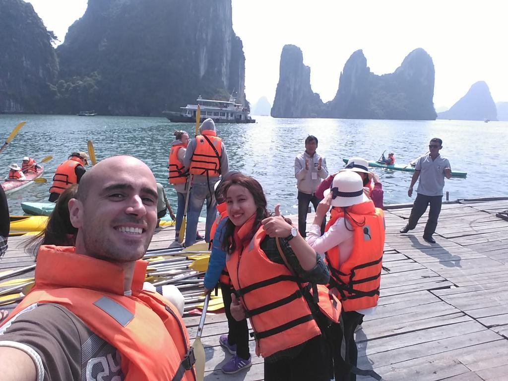 Ha Long Park Hotel Bagian luar foto